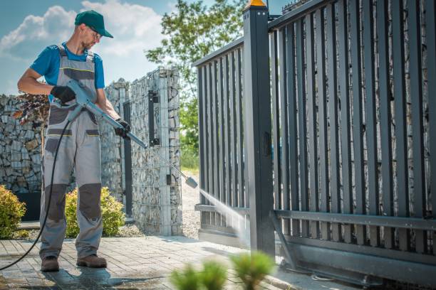 Professional Pressure Washing in Yosemite Lakes, CA